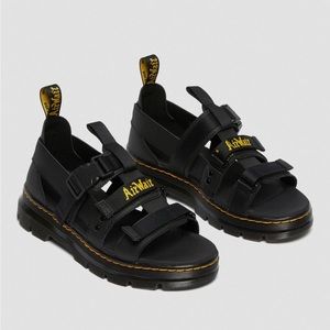 DR.MARTENS  PEARSON STRAP WEBBING
SANDALS